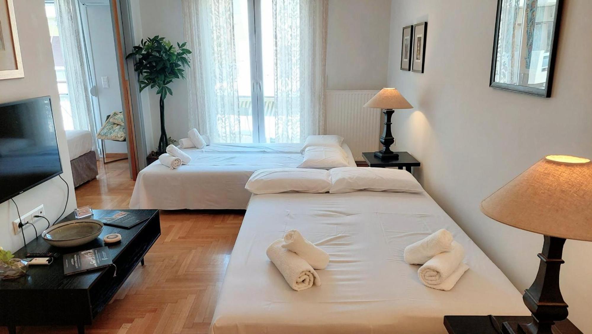Elegant Apartment In Acropolis Афины Экстерьер фото