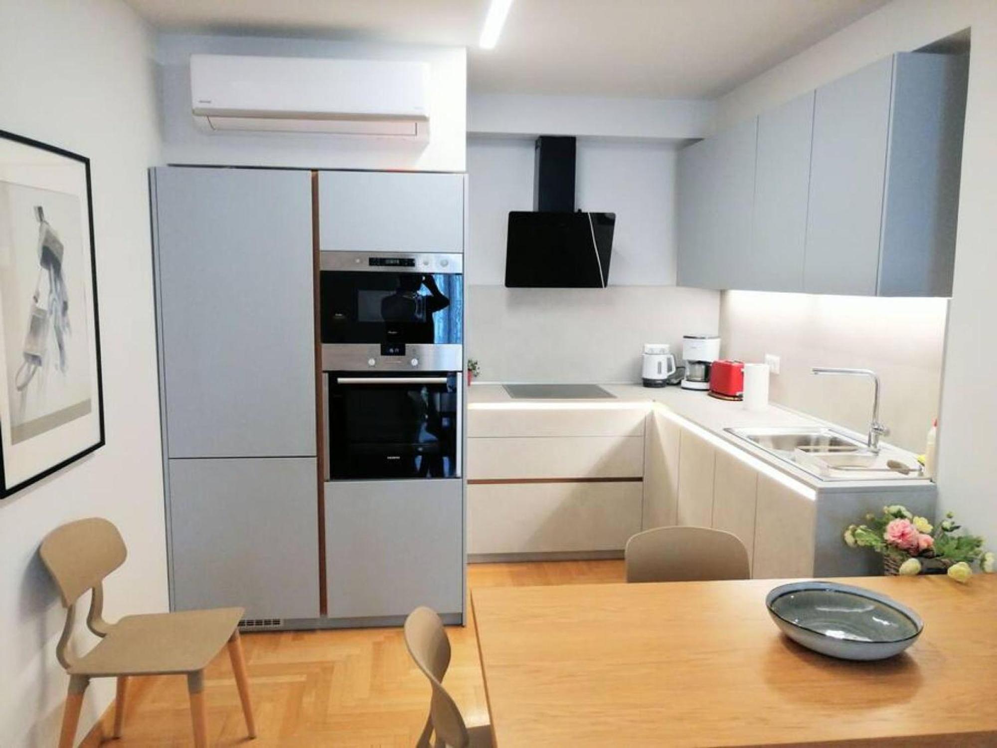 Elegant Apartment In Acropolis Афины Экстерьер фото